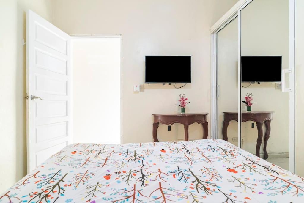 Habitacion Cerca Al Mar Y Zona Colonial Santo Domingo Exteriör bild
